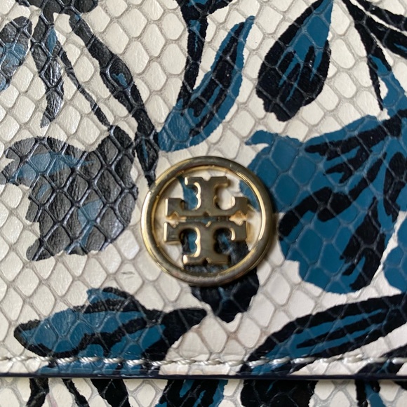 Tori Burch Crossbody floral purse - Picture 4 of 4